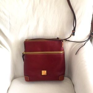 Dooney&Bourke Pebble Leather Crossbody- cranberry